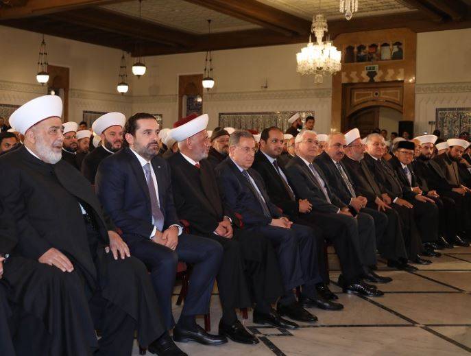 ما سبب انقسام رجال الدين السنة؟