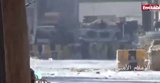 بالفيديو.. اللحظات الأولى لإقتحام منزل صالح في صنعاء