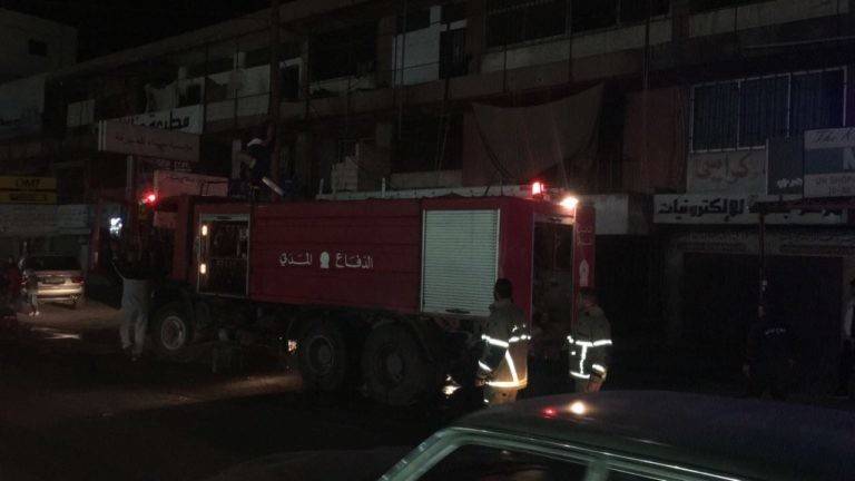 إصابة عمال سوريين بحريق في صور