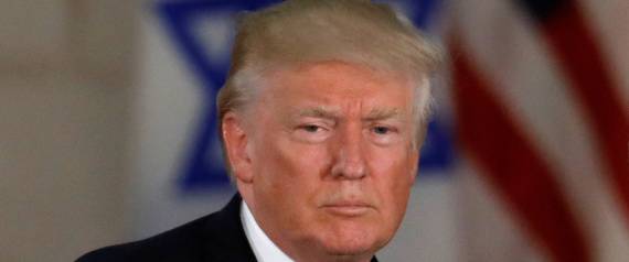 يلعب بالنار.. ترامب يتجاهل الرفض العربي والتحذيرات الدولية ويؤكد نيته نقل السفارة الأميركية إلى القدس