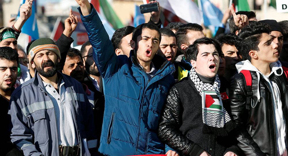 مسيرة حاشدة في إسطنبول تنديدا بقرار ترامب بشأن القدس