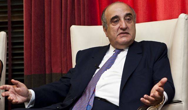 بالصور: عبود يكشف عن فضيحة جديدة في المطار