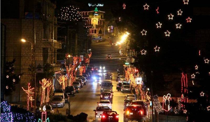 لهذه الأسباب تأخّرت زينة الميلاد في شوارع الأشرفية والرميل والصيفي
