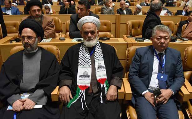 فضل الله شارك في مُؤتمر الوحدة الإسلاميّة في إيران