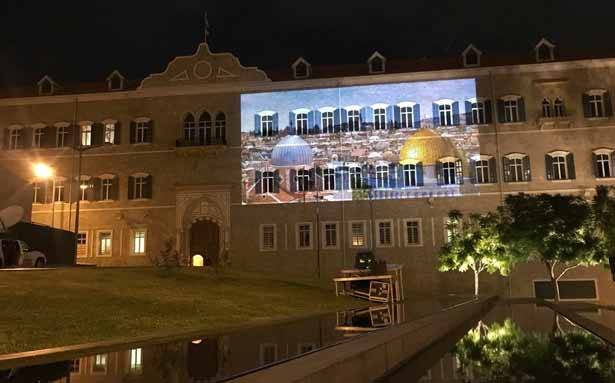 إضاءة السراي ومسجد الأمين وكاتدرائيّة
مار جرجس بصور الأقصى وكنيسة القيامة