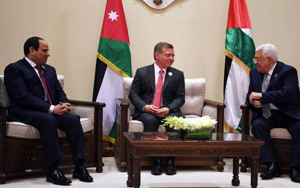 قمة ثلاثيّة في القاهرة بين عبّاس والملك عبدالله والسيسي