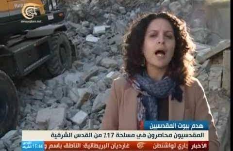 ماذا حصل مع مراسلة "الميادين" مباشرة على الهواء؟