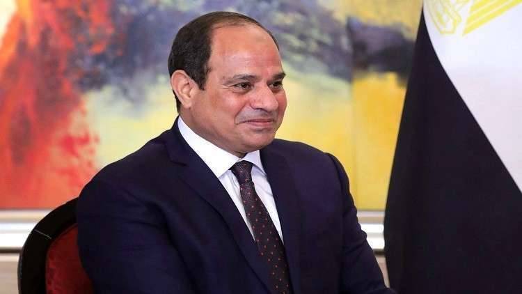 السيسي: "المصريين معاهم فلوس كتير"