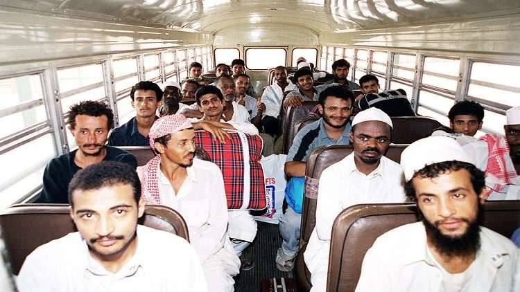 السعودية ترحل الآلاف