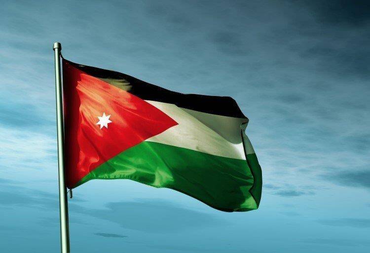 شاهد بالصورة... نائب أردني يختار طريقة خاصة للرد على نتنياهو