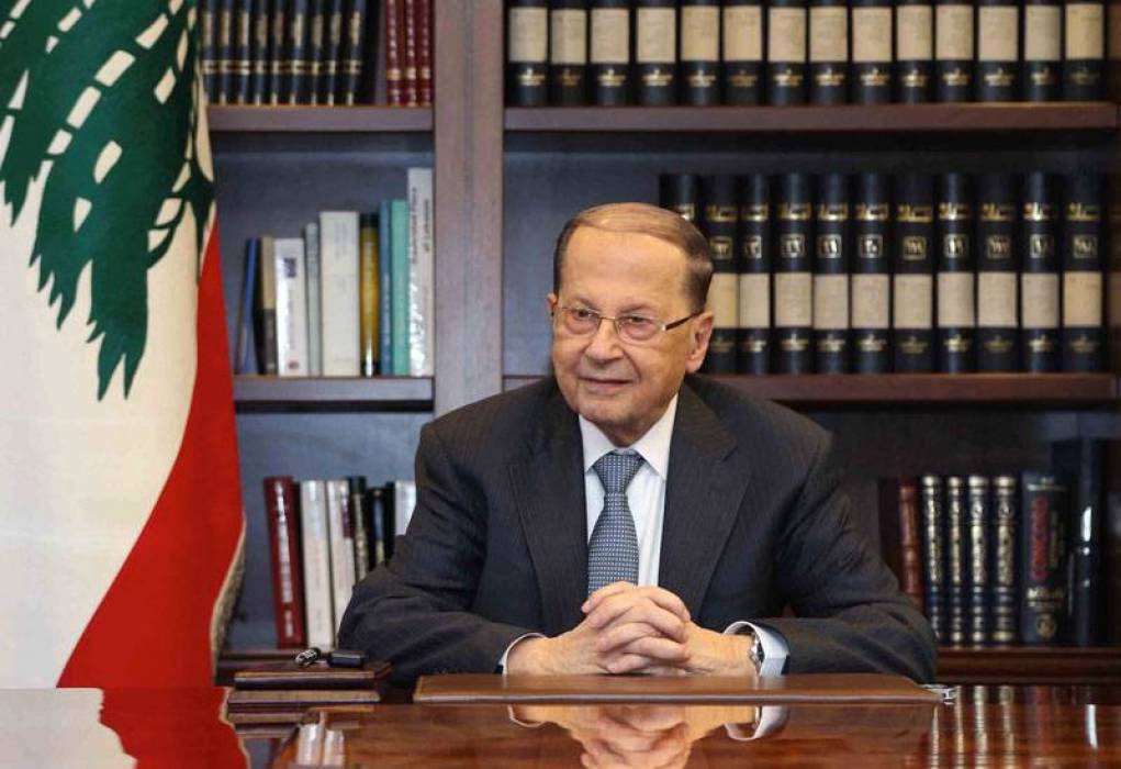 بالصورة - هذا ما فعله الرئيس عون في حديقة القصر الجمهوري