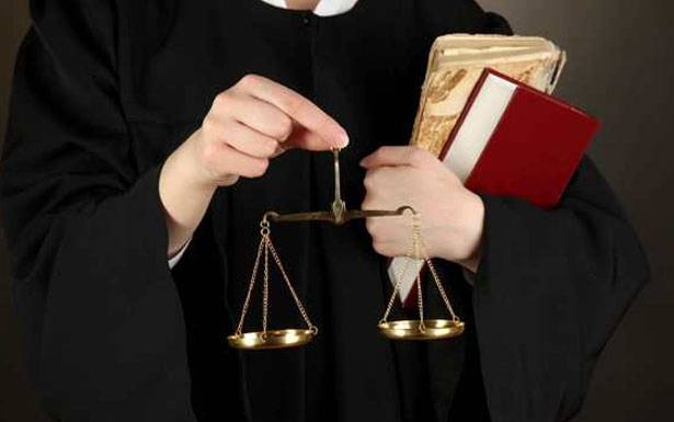 مفهوم المادة 93 من قانون تنظيم مهنة المحاماة