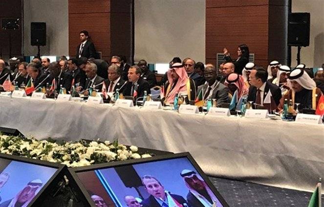 باسيل من اسطنبول: للخروج بقرارات واجراءات تنفيذية تتناسب وحجم الخطر المحدق بالقدس