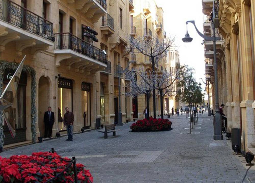 هل يتحرك الحكم لكسر الجمود الطاغي على القطاع التجاري؟