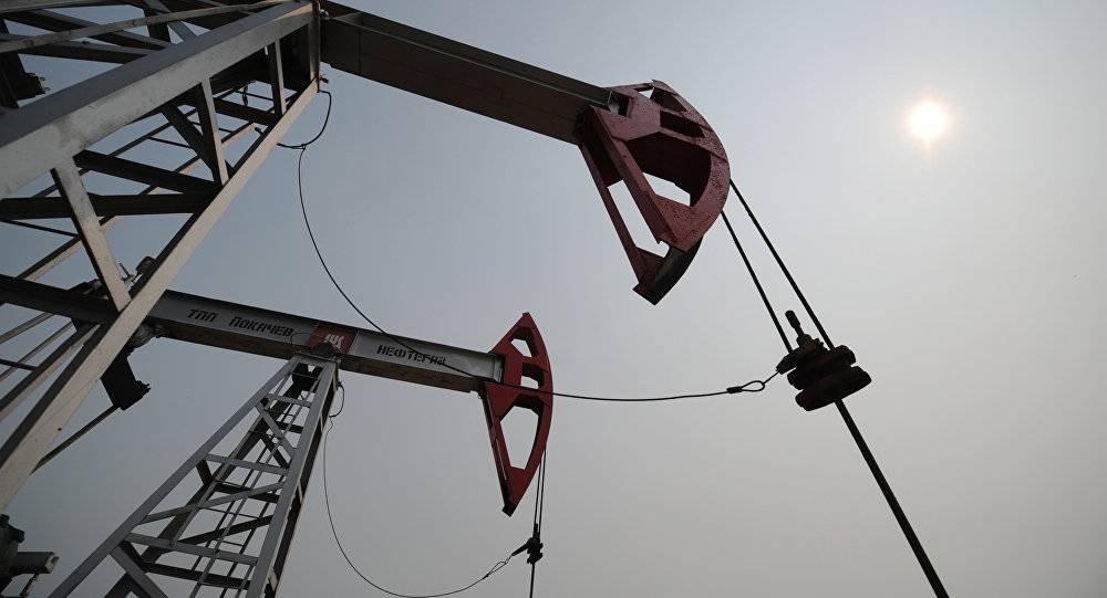 البحرين تطرح عطاء لشحنة نفط فورية