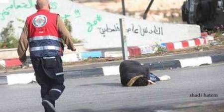 عملية طعن في رام الله وإعدام المنفذ على الهواء مباشرة