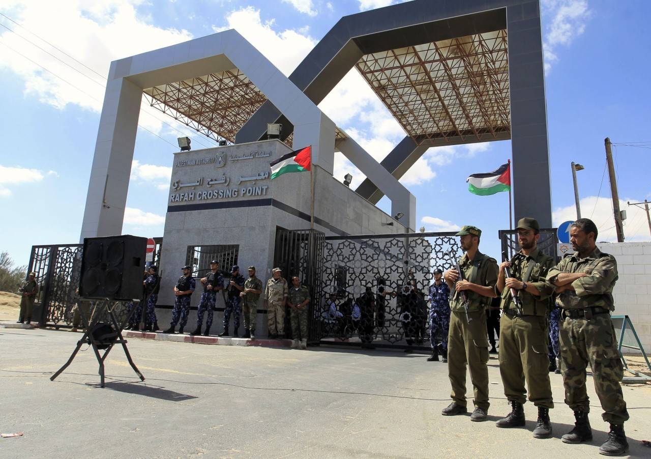 اعادة فتح معبر رفح استثنائيا للحالات الانسانية
