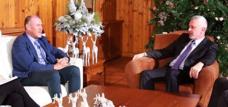 فرنجية بحث مع السفير الاسترالي التطورات الراهنة في لبنان والمنطقة