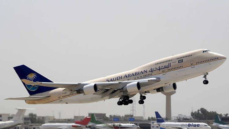 قطة تهبط بطائرة سعودية متجهة إلى ألمانيا اضطراريا في القاهرة!