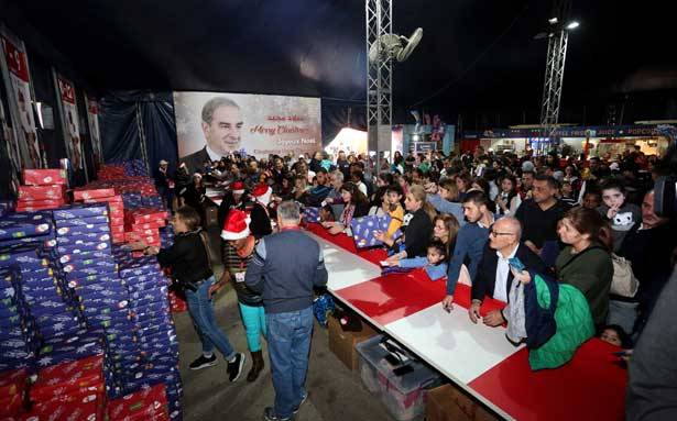 احتفل بعيد الميلاد في حفلات «عيش الأشرفيّة»
فرعون اطلع على خطّة أبي راشد
البديلة لتوسيع المطامر البحريّة