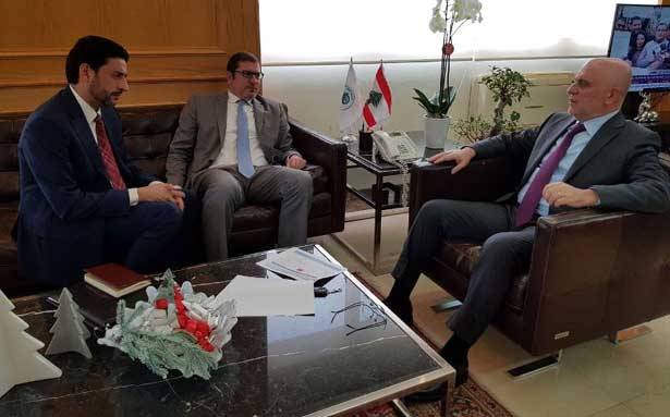 فنيانوس عرض مشروع توسعة المطار