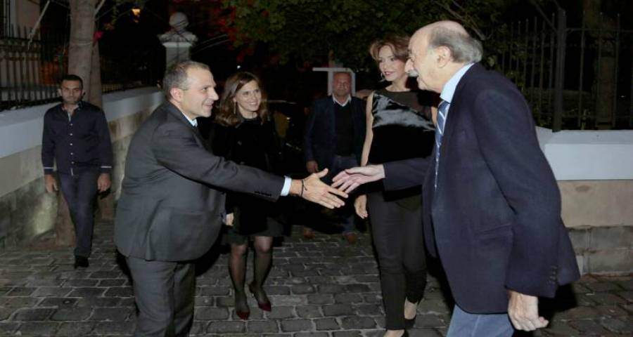 بالفيديو..كليمنصو تستقبل التيارين.. وأبو فاعور يكشف التفاصيل!