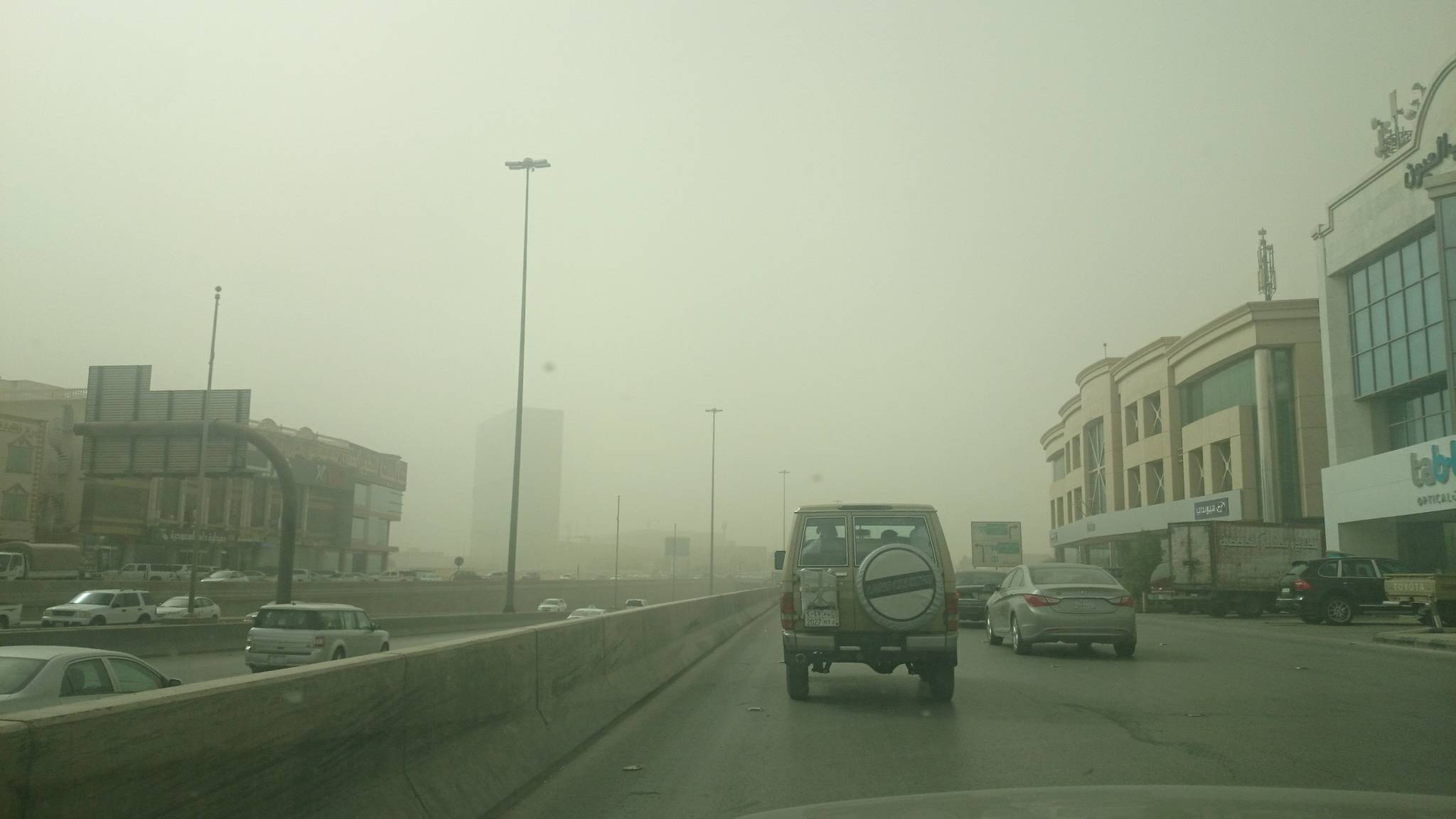 غبار أبيض يجتاح طقس لبنان.. إليكم التفاصيل