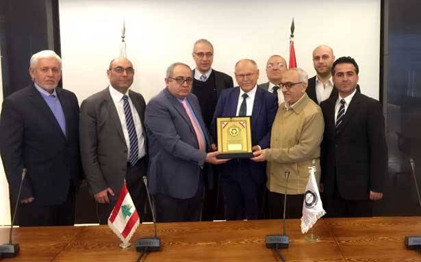 أمين عام اتحاد الجامعات العربيّة
ينضمّ لمجلس أمناء «AUL»