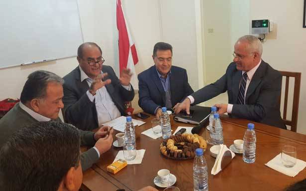 الخطيب وتويني تابعا الوضع البيئي لشركات الترابة
