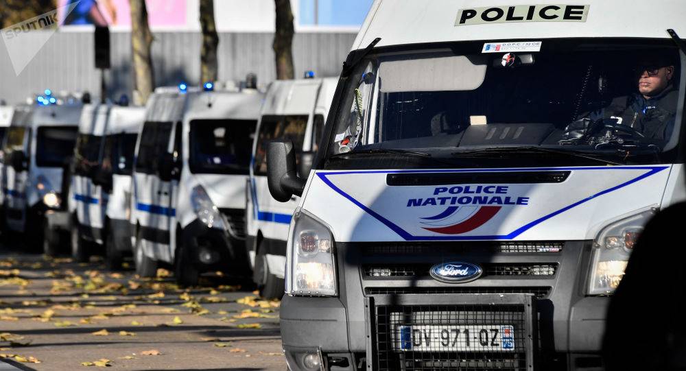 فرنسا تستنفر أمنيا خلال فترة الأعياد