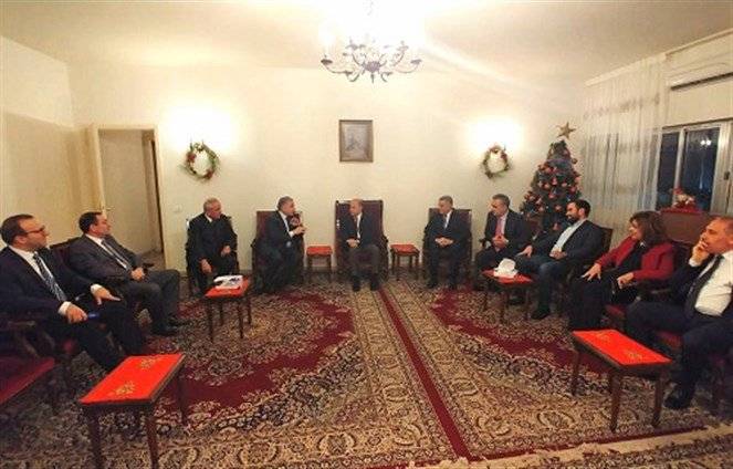 رئيس بلدية بيروت يهنئ رعاة الكنائس الإنجيلية في العاصمة