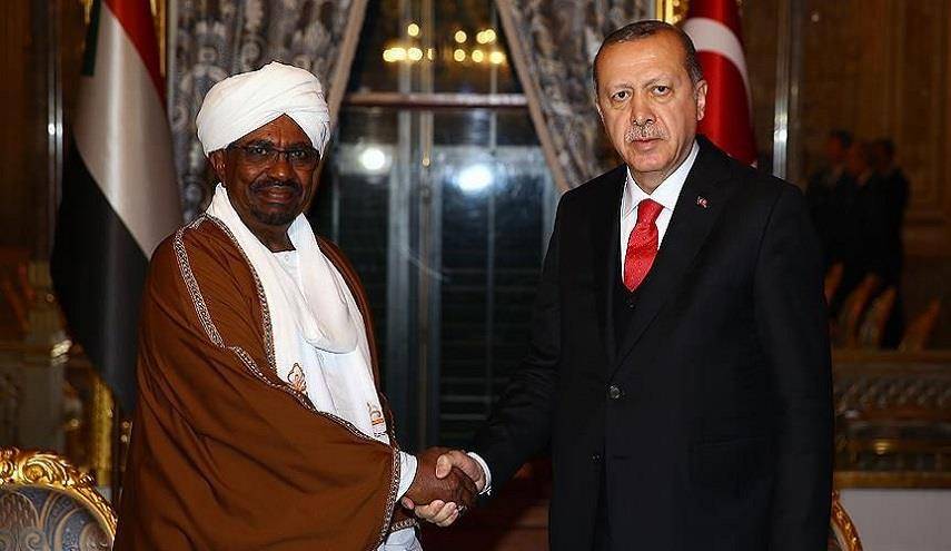 إجتماع لقادة الجيش التركي والقطري والسوداني لتطويق مصر عسكرياً