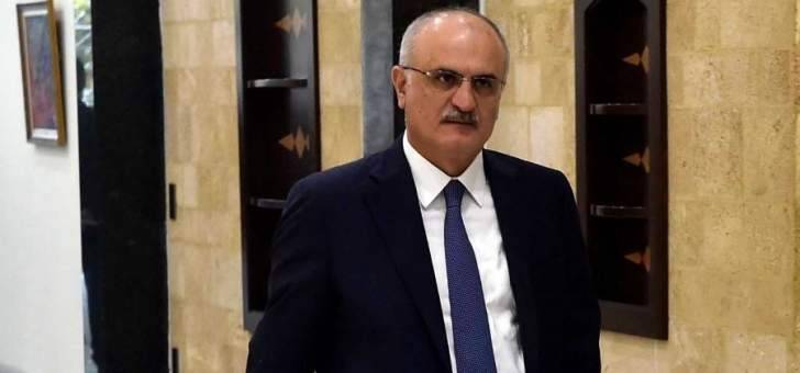 وزير المال: وقّعت اليوم مراسيم ترقيات ضباط الجيش