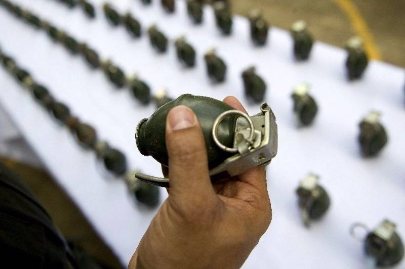مجهولون ألقوا قنبلة على سيارات تابعة للشيخ النقري في عرمون