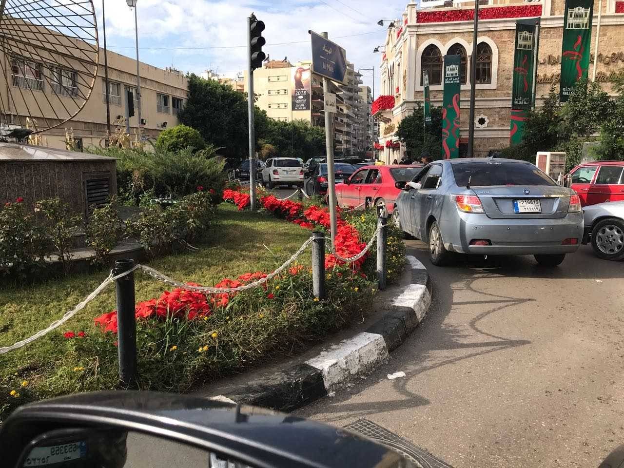 بالصور - طرابلس غارقة في زحمة السير