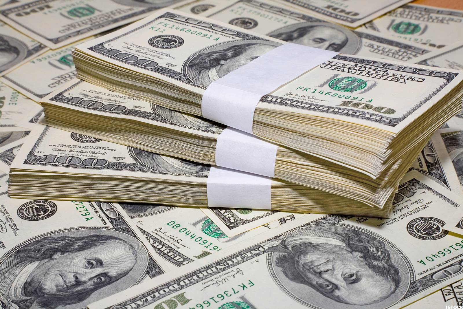 الدولة اللبنانية خسرت 4 مليارات و200 مليون دولار
