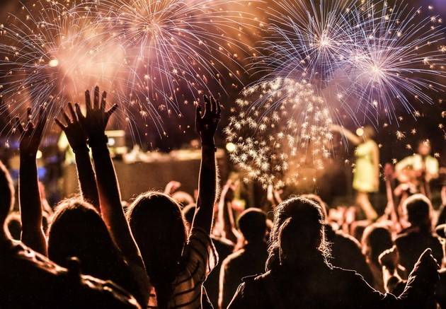 الأسعار المرتفعة ليلة رأس السنة... دخل شهري أو شبه دخل!