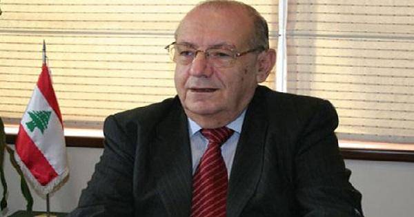 ابي نصر: يجب اعادة النظر بمرسوم التجنيس