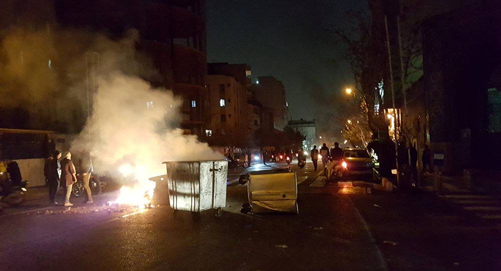 اعتقال 132 شخصا في مدينة مشهد الإيرانية