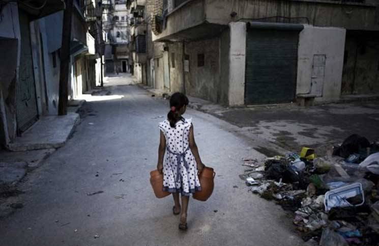الغوطة الشرقية قرب دمشق تموت