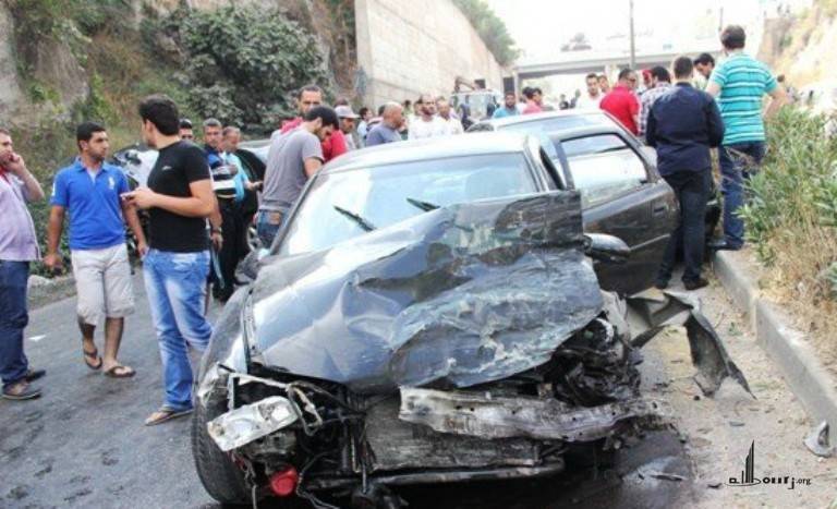حادث سير بين 5 سيارات على أوتوستراد السعديات!