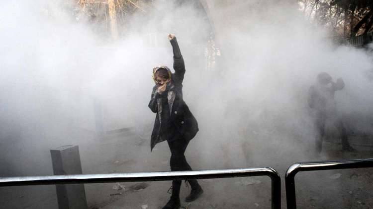 كم بلغ عدد المعتقلين في طهران منذ بدء الاحتجاجات حتّى اليوم؟