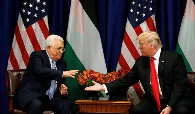في تغريدة جديدة... ترامب يهدد الفلسطينيين