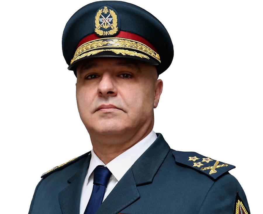 قنصل اريتريا زار قائد الجيش وشدد على دور الجيش وقيادته