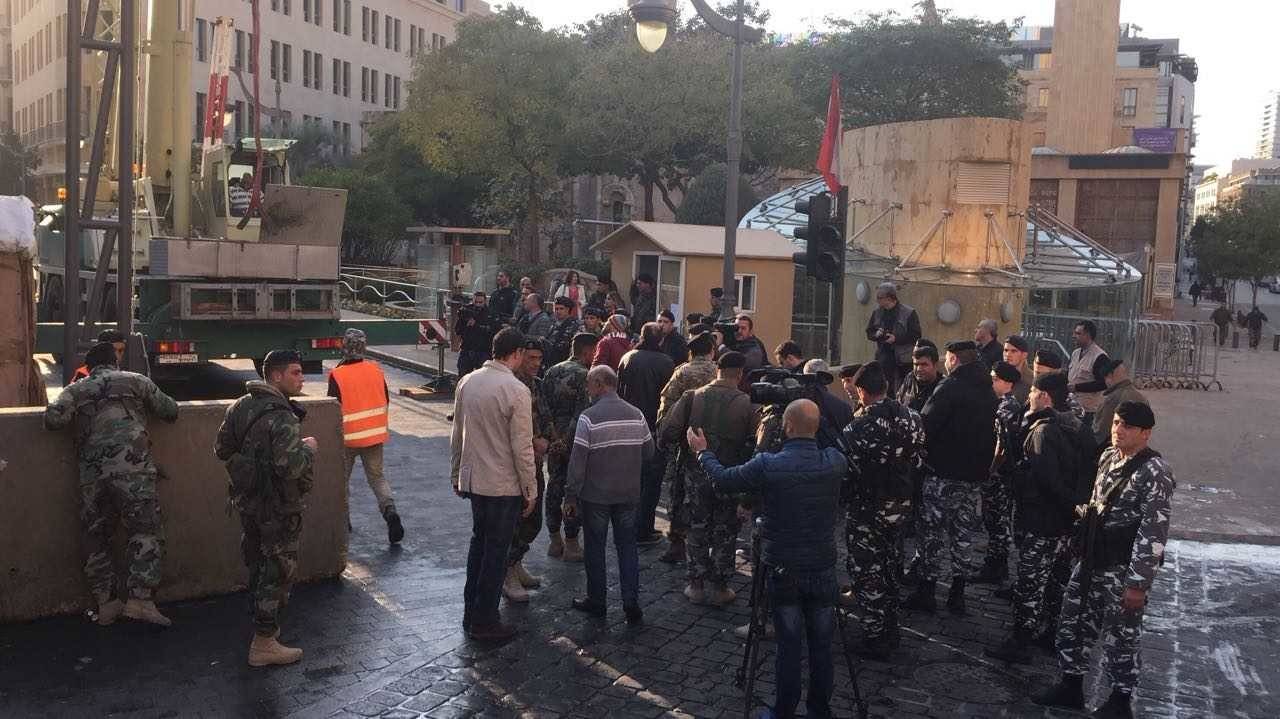 بالصور - ماذا يحدث في ساحة النجمة وبماذا أمر برّي؟
