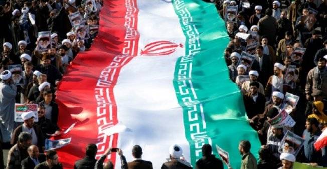 مسيرات مؤيدة للنظام في ايران مع اعلانه انتهاء "الفتنة"