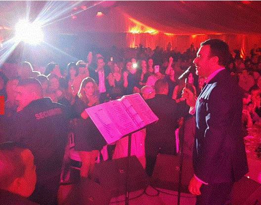 صابر الرباعي يتألق في تونس.. ومفاجأة جديدة لجمهوره