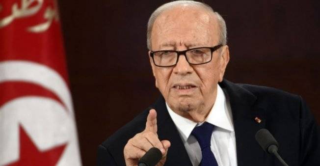 تونس: الحكم بالسجن ستة أشهر على تونسيين نشرا شائعة وفاة الرئيس السبسي