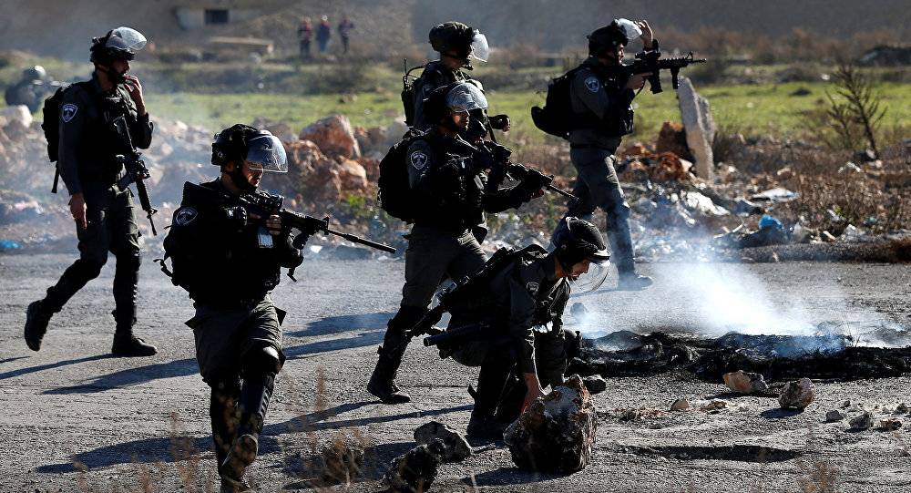 شهود عيان:جيش العدو يقتحم صرة وتل جنوب غرب نابلس