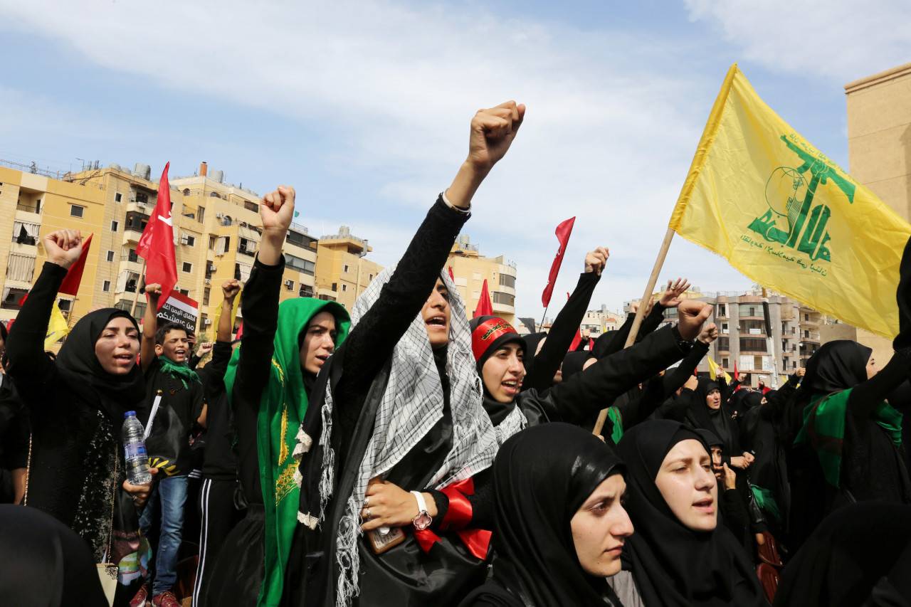 هذا ما يسعى إليه "حزب الله" مع الدولة السورية بشأن النازحين